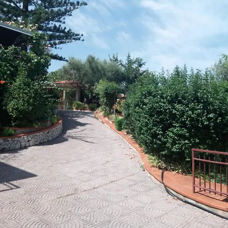 In Sea Horizon Escape * Cefalú